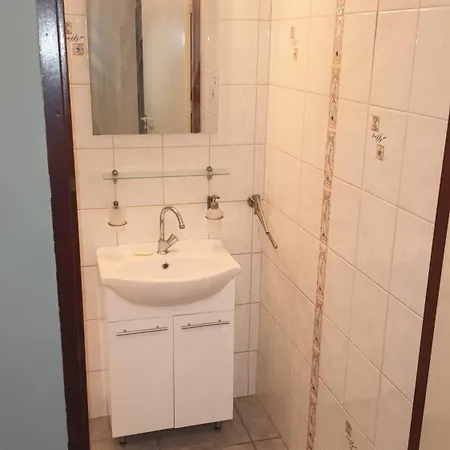 Appartamento Woning Voor 6 Personen Voor Arbeidershuisvesting *
