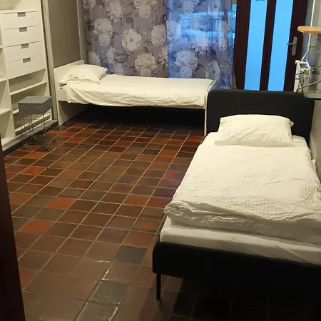 Woning Voor 6 Personen Voor Arbeidershuisvesting * Beverwijk