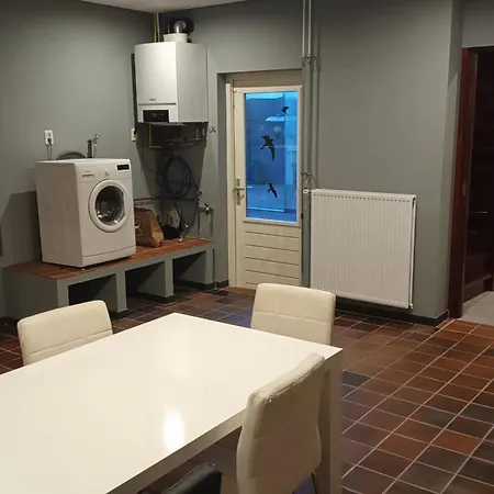 Woning Voor 6 Personen Voor Arbeidershuisvesting * Beverwijk